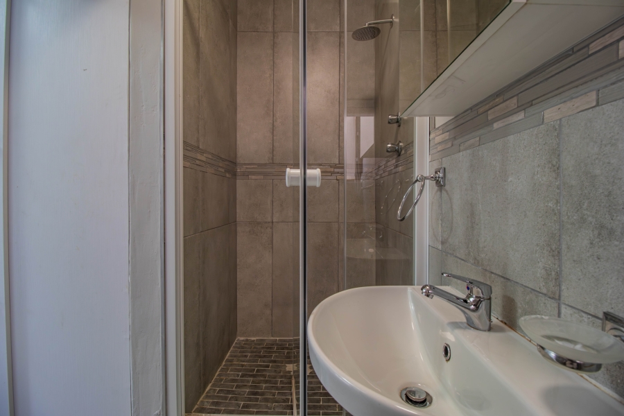 To Let 3 Bedroom Property for Rent in Greenways Golf Estate Western Cape